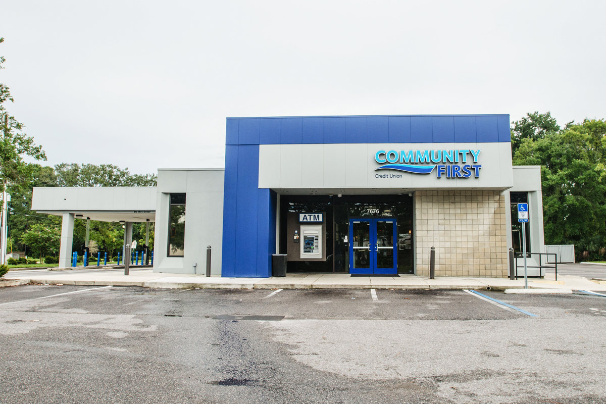 Arlington branch exterior