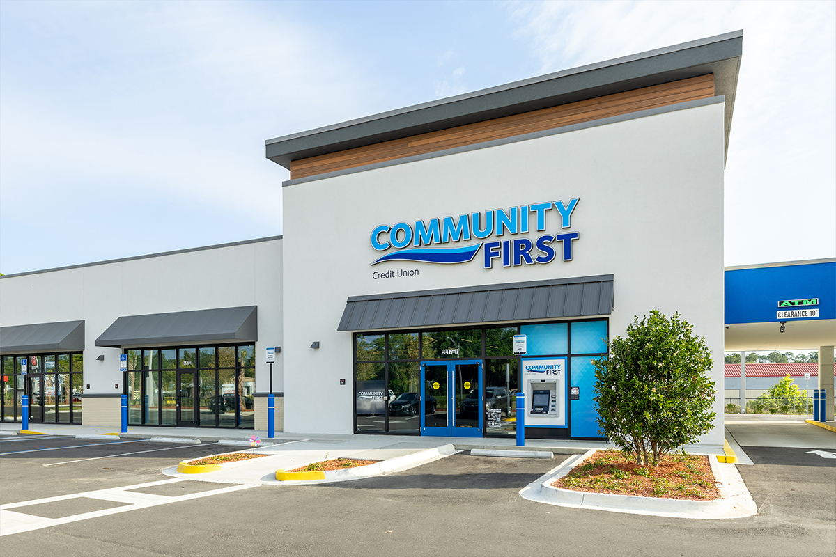 Boulevard Crossing branch exterior